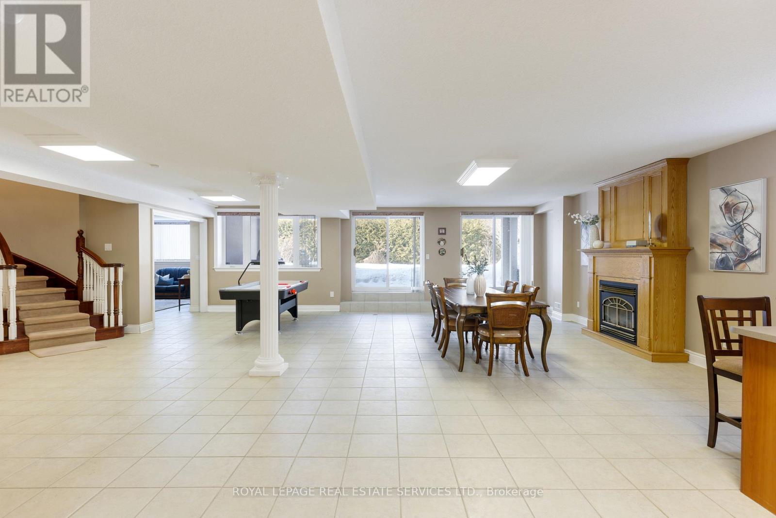 64 Yorkleigh Avenue, Toronto (humber Heights), Ontario