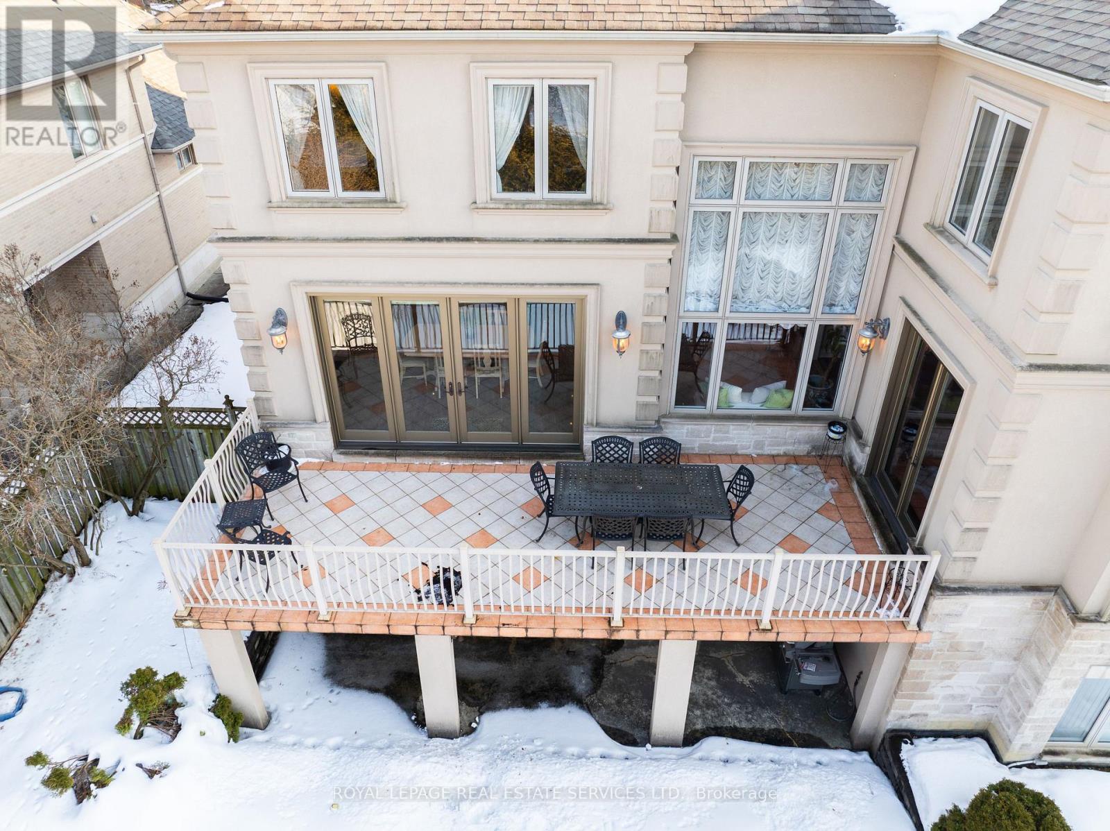 64 Yorkleigh Avenue, Toronto (humber Heights), Ontario