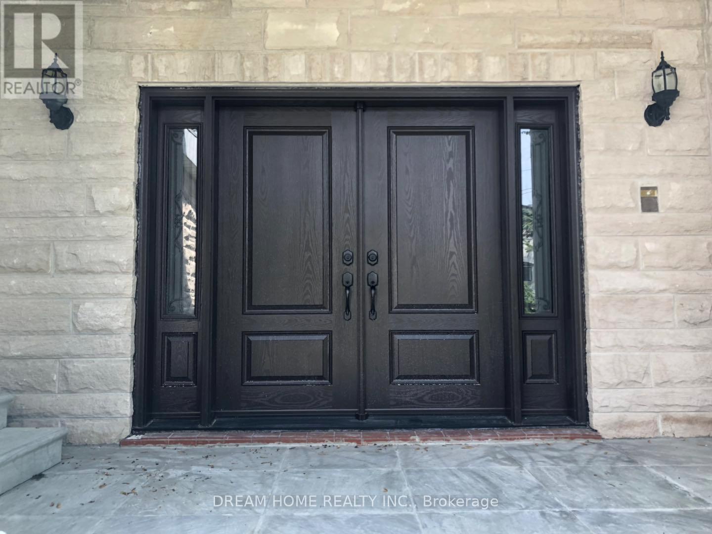 105 Page Avenue, Toronto (bayview Village), Ontario