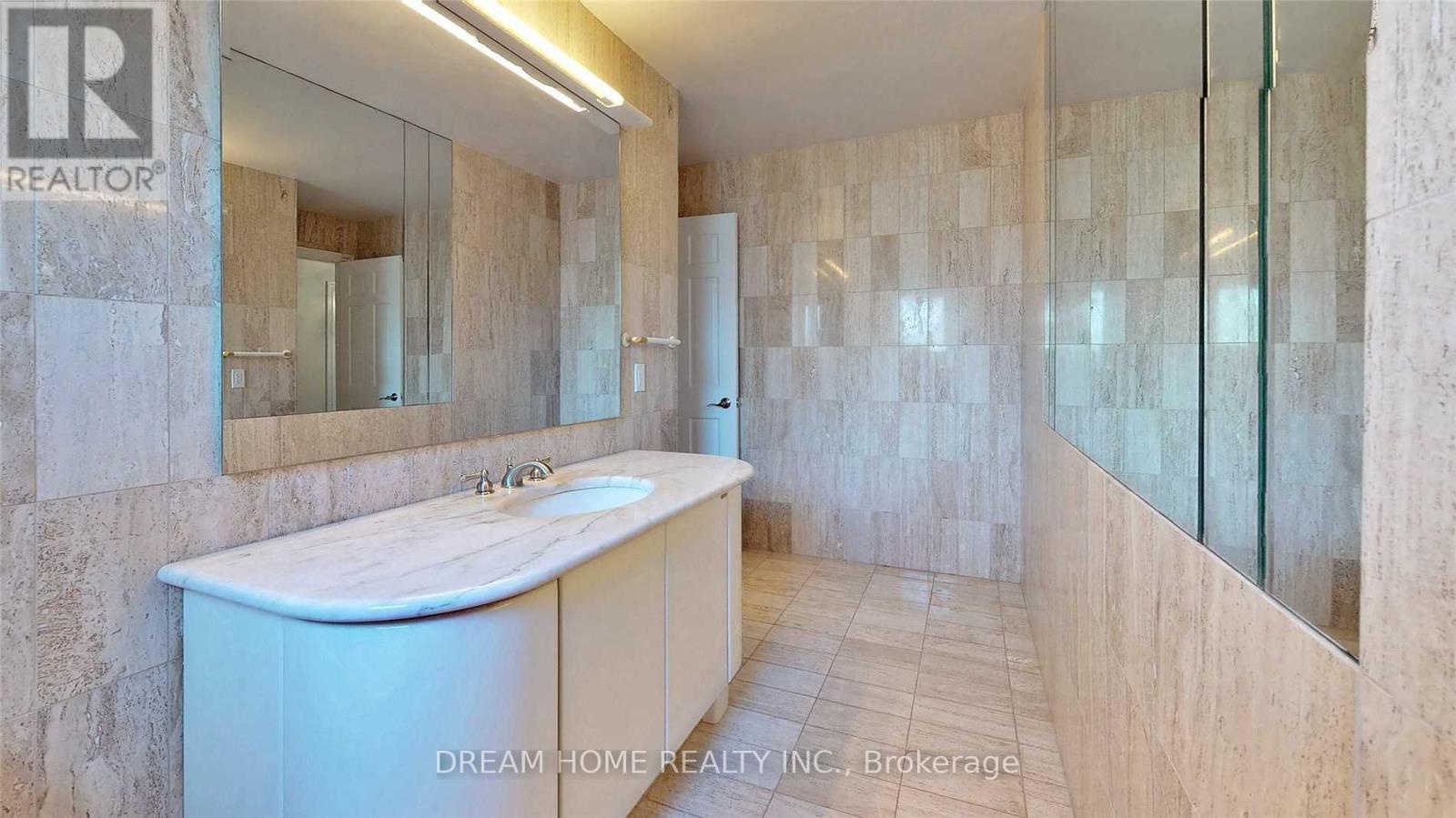 105 Page Avenue, Toronto (bayview Village), Ontario