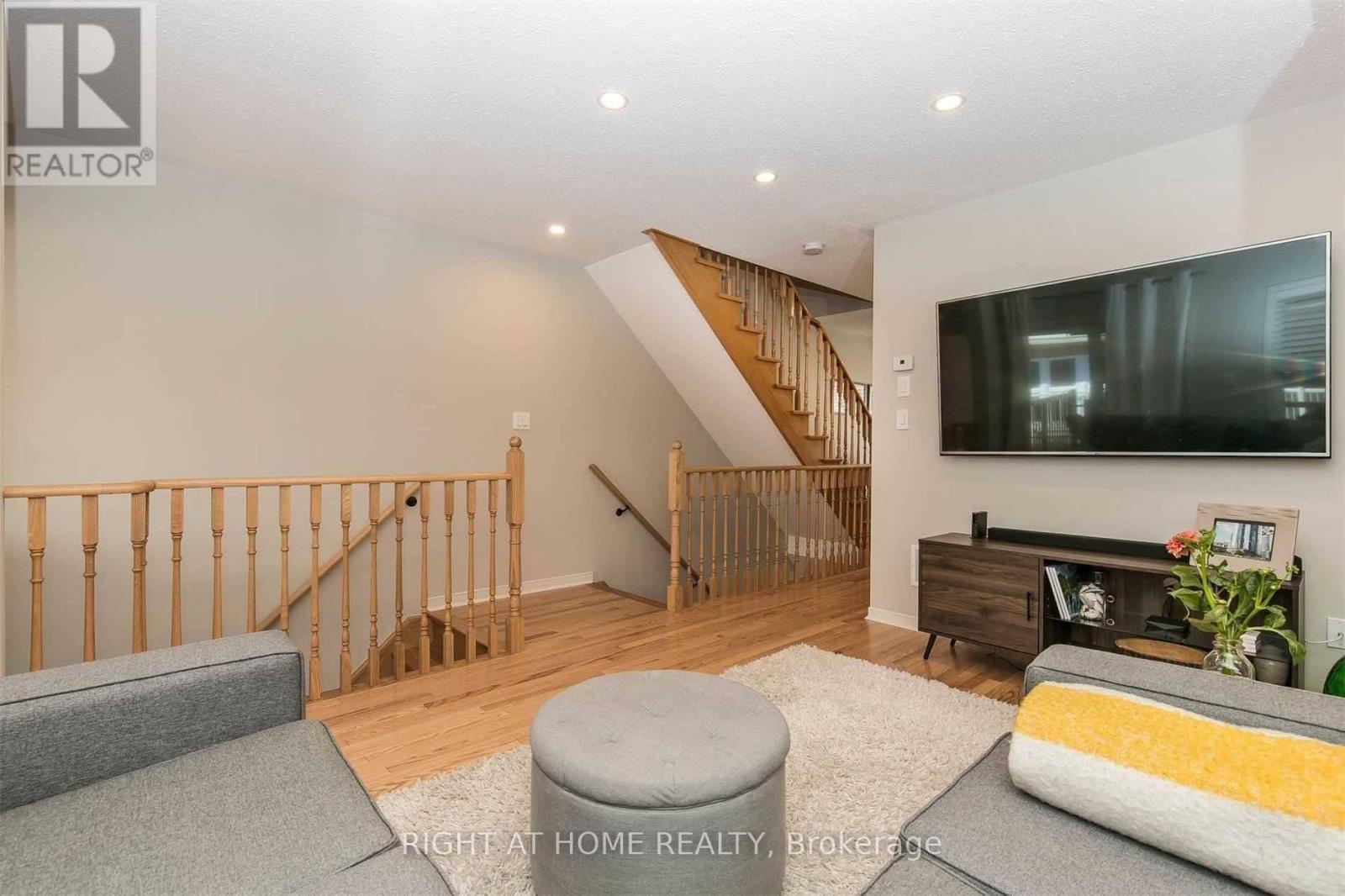 41 Ted Wray Circle, Toronto (downsview-roding-cfb), Ontario