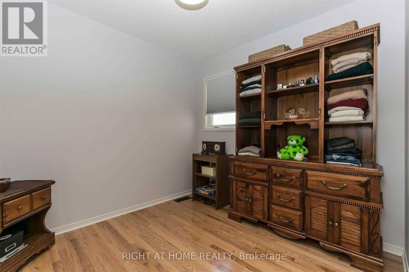 41 Ted Wray Circle, Toronto (downsview-roding-cfb), Ontario