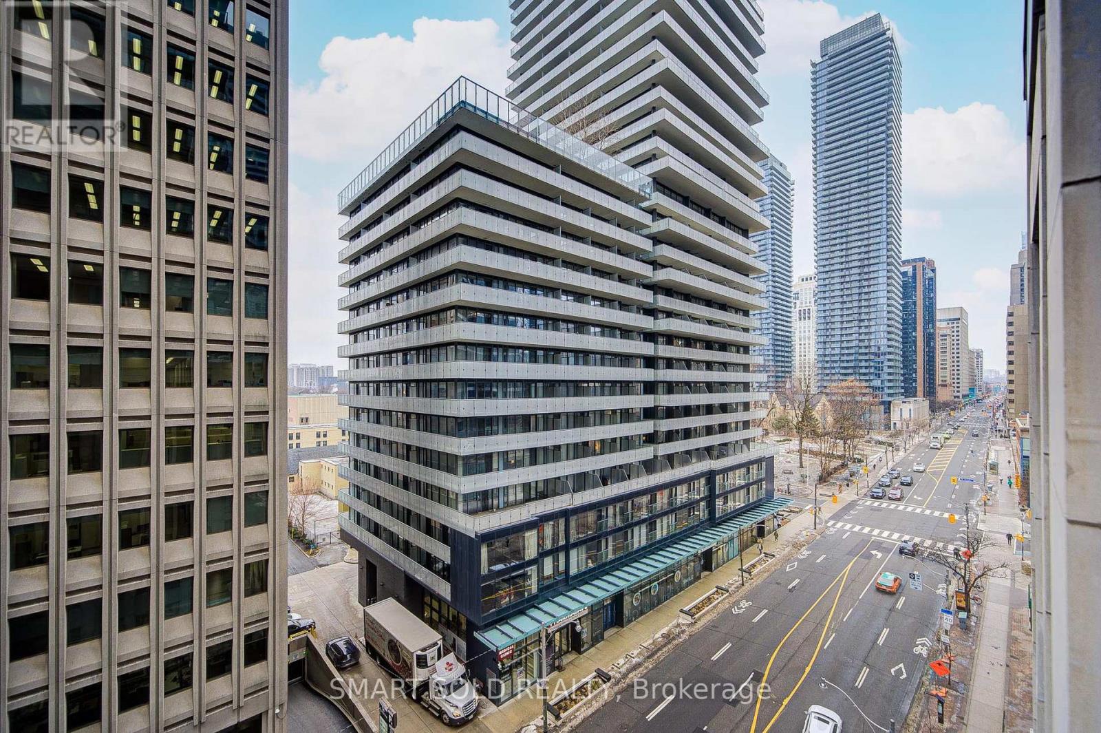 819 - 955 Bay Street, Toronto (bay Street Corridor), Ontario