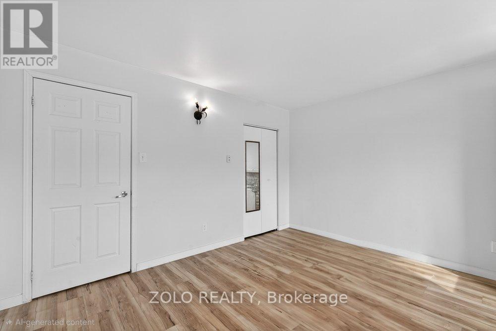 20 Bridesburg Drive, Toronto (kingsview Village-the Westway), Ontario