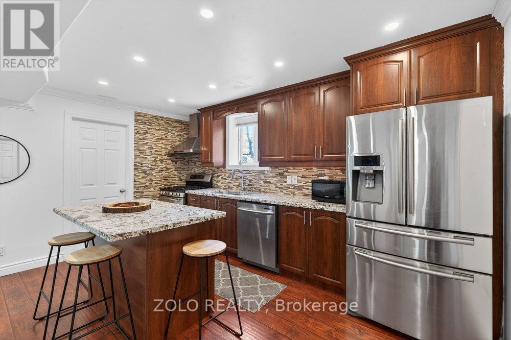 20 Bridesburg Drive, Toronto (kingsview Village-the Westway), Ontario