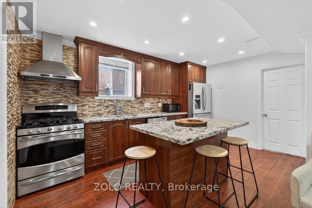 20 Bridesburg Drive, Toronto (kingsview Village-the Westway), Ontario