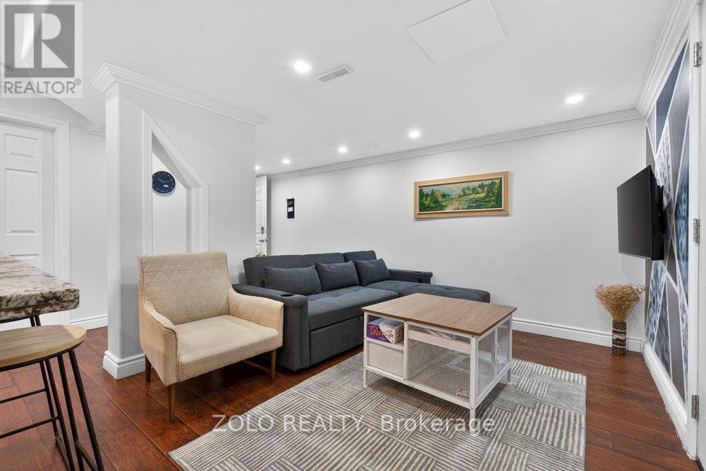 20 Bridesburg Drive, Toronto (kingsview Village-the Westway), Ontario