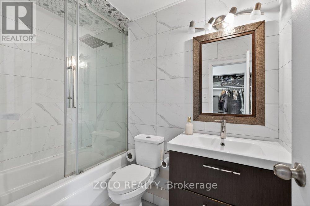 20 Bridesburg Drive, Toronto (kingsview Village-the Westway), Ontario