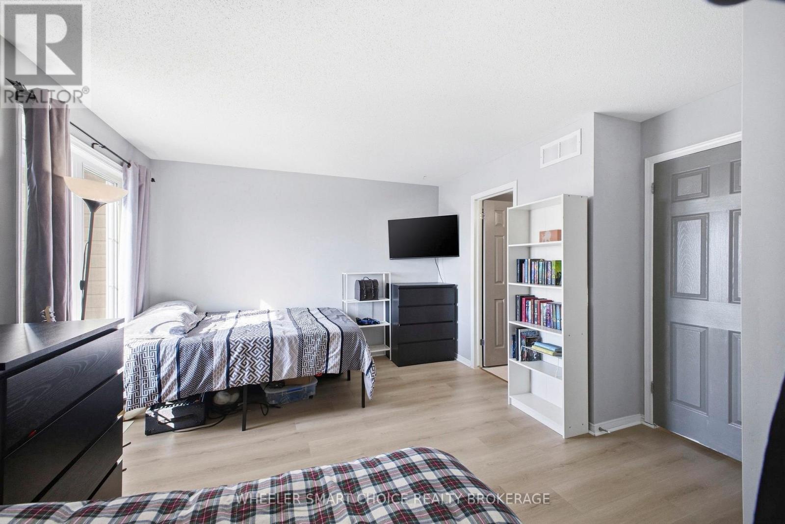 432 Hillsboro Private, Ottawa, Ontario