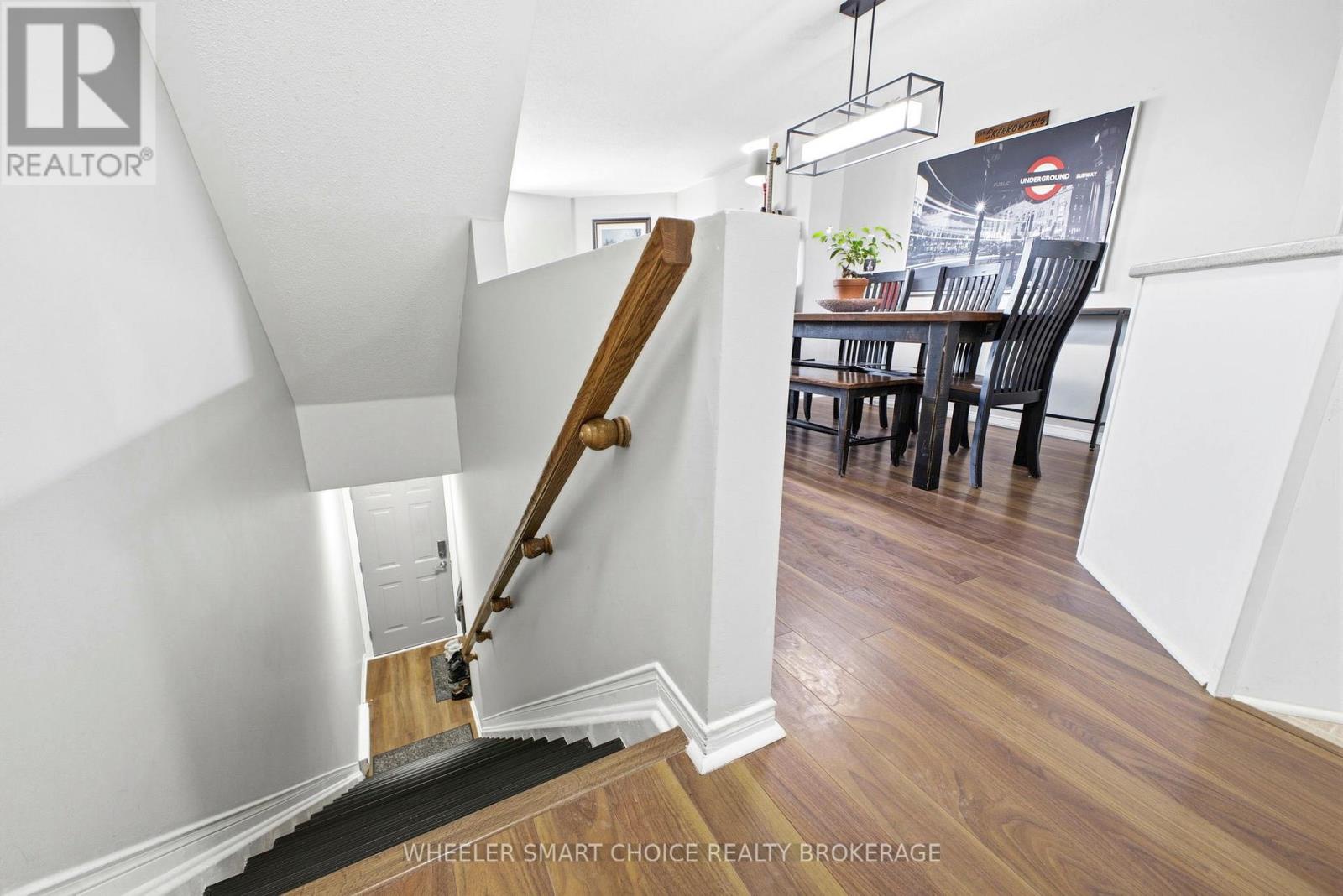 432 Hillsboro Private, Ottawa, Ontario