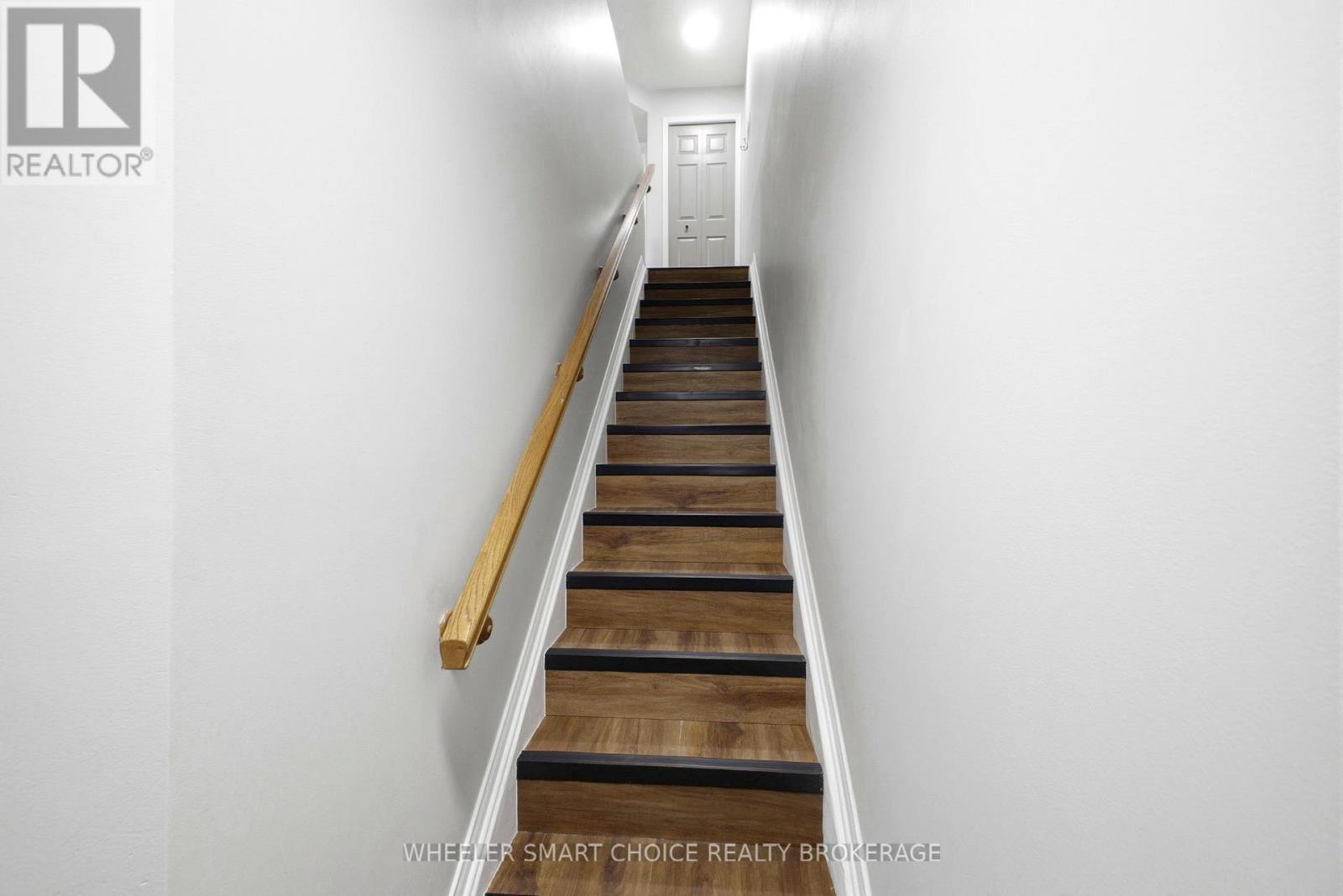 432 Hillsboro Private, Ottawa, Ontario