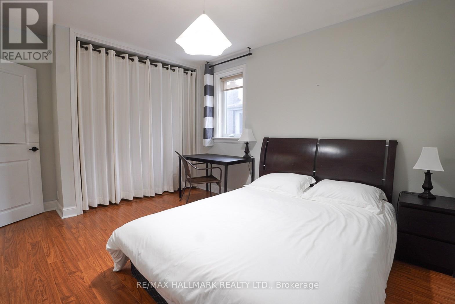 106 Phillip Avenue, Toronto (birchcliffe-cliffside), Ontario