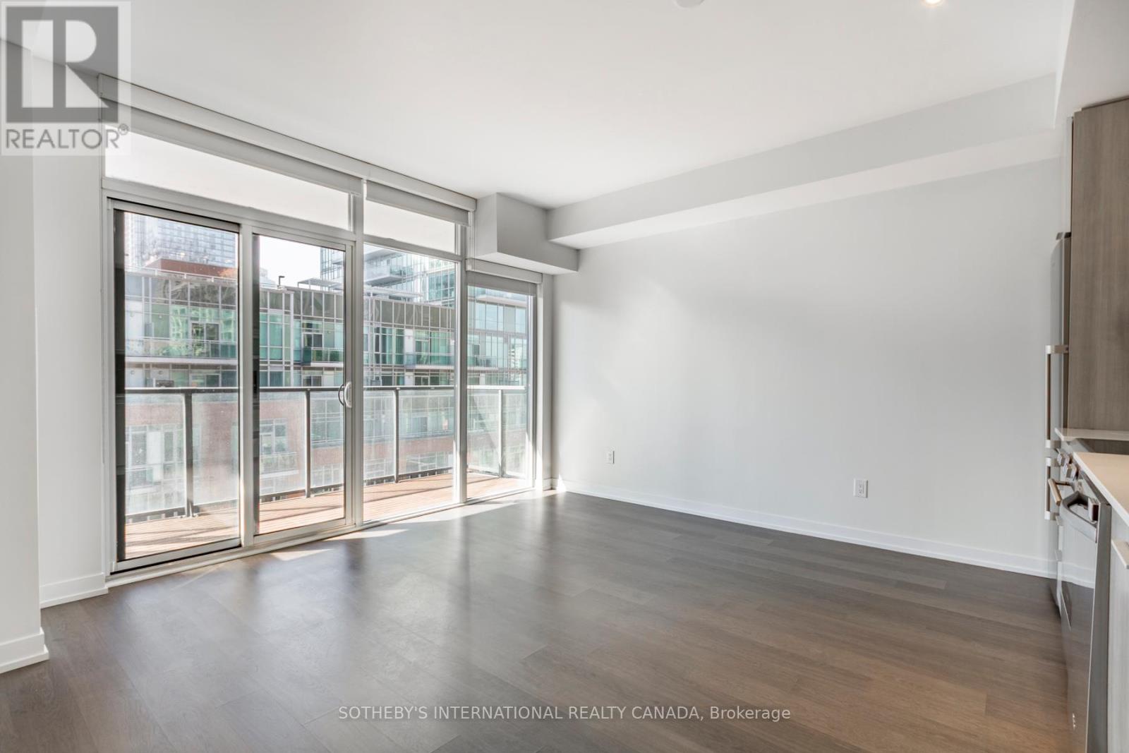 713 - 105 George Street, Toronto (moss Park), Ontario