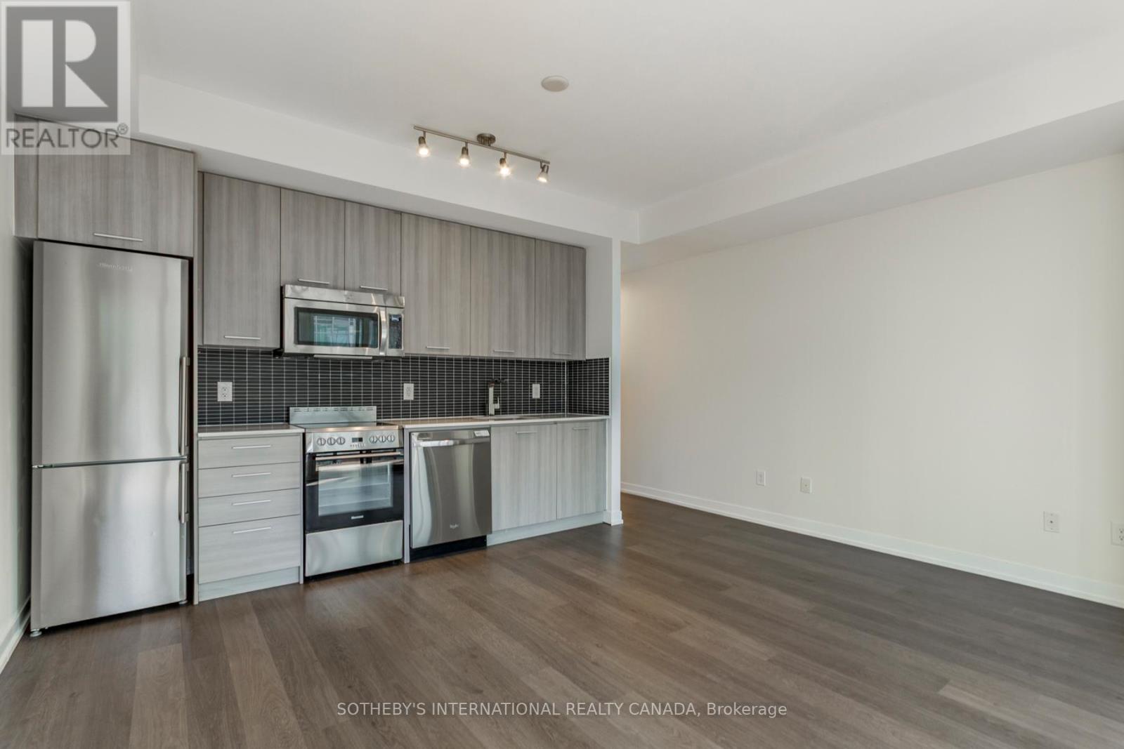 713 - 105 George Street, Toronto (moss Park), Ontario