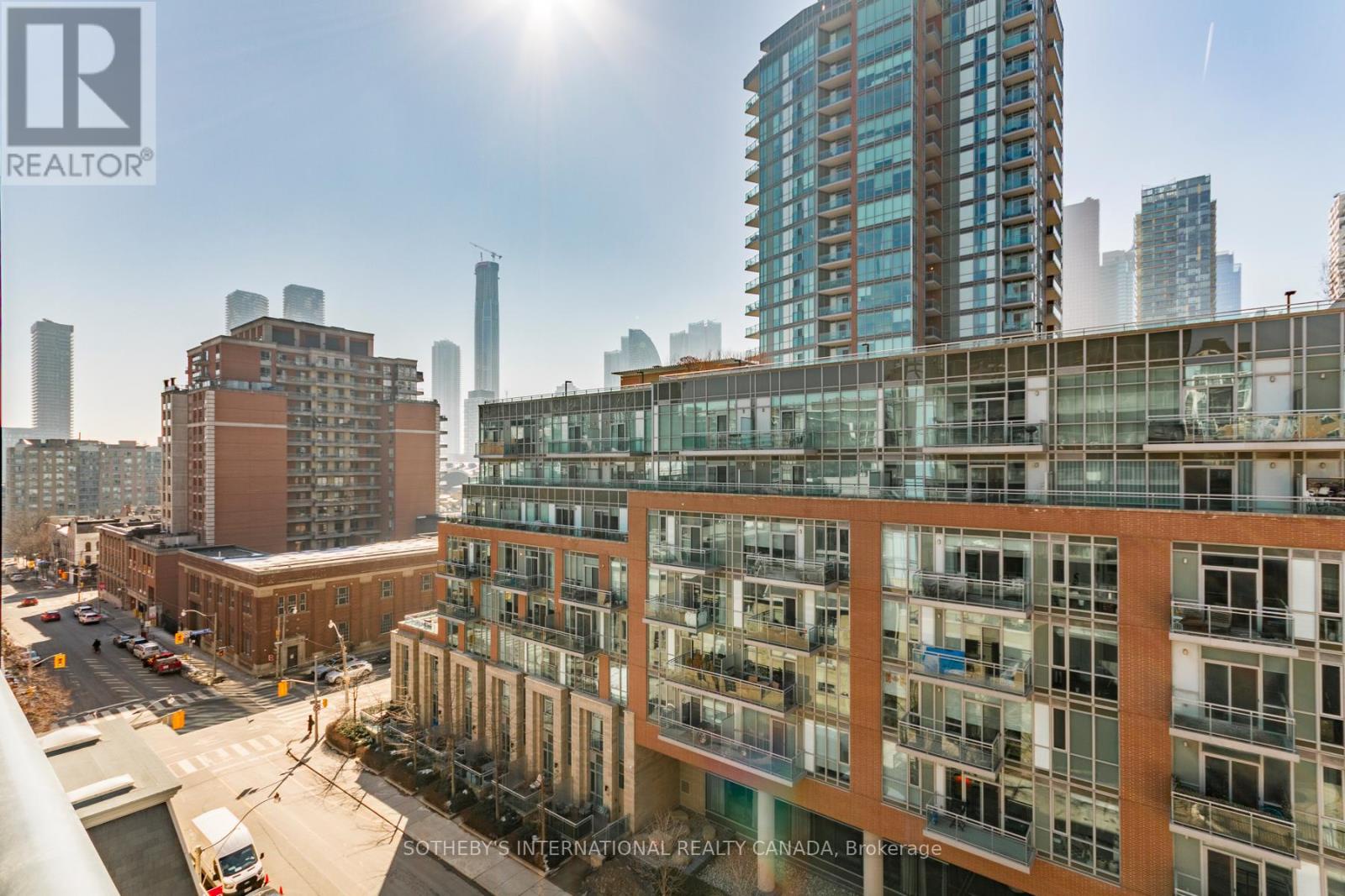 713 - 105 George Street, Toronto (moss Park), Ontario