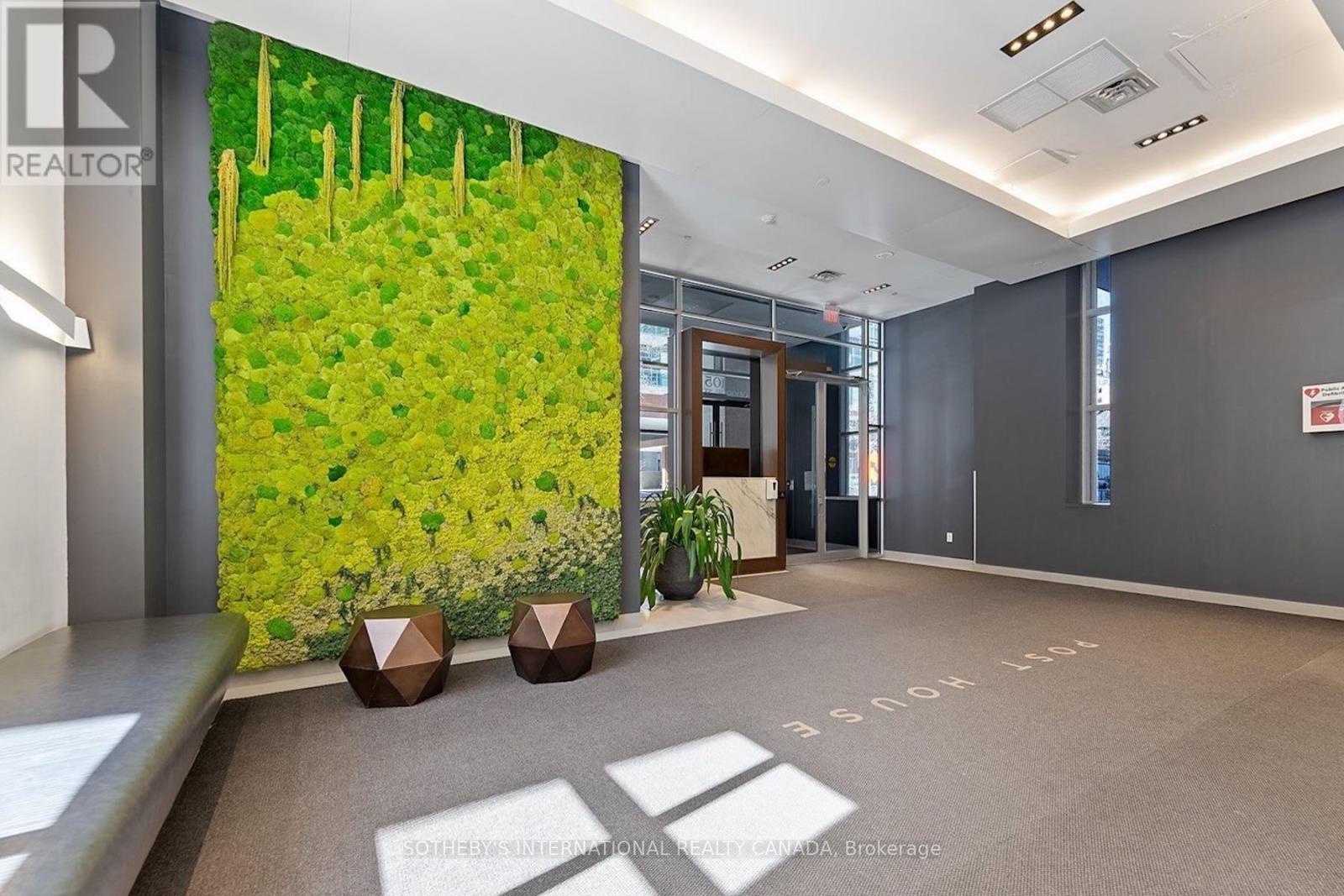 713 - 105 George Street, Toronto (moss Park), Ontario