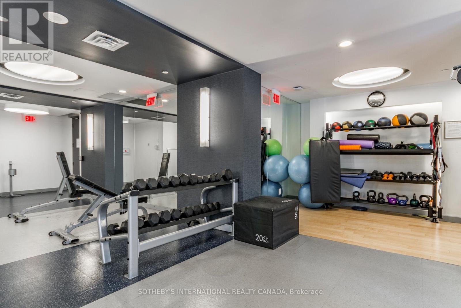 713 - 105 George Street, Toronto (moss Park), Ontario