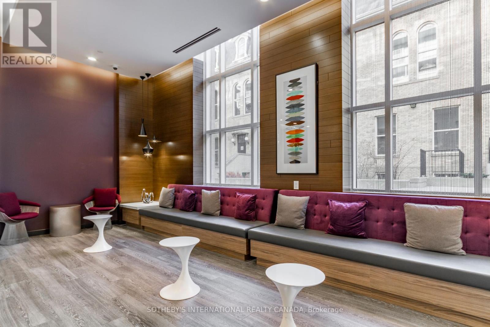 713 - 105 George Street, Toronto (moss Park), Ontario