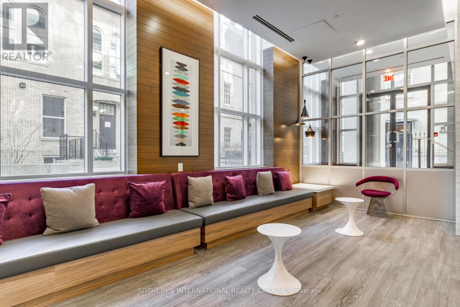 713 - 105 George Street, Toronto (moss Park), Ontario