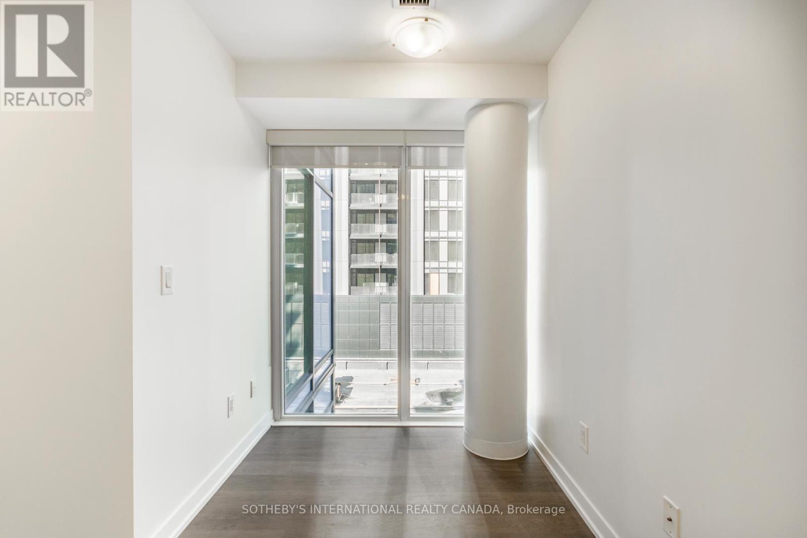 713 - 105 George Street, Toronto (moss Park), Ontario