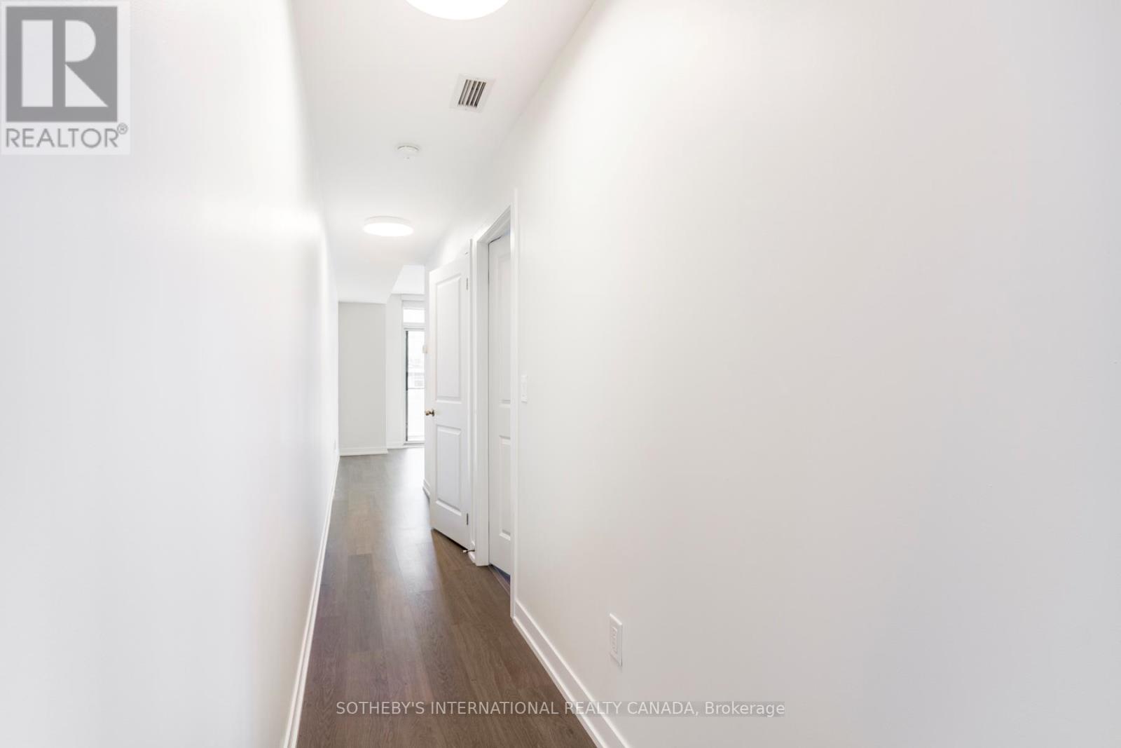 713 - 105 George Street, Toronto (moss Park), Ontario