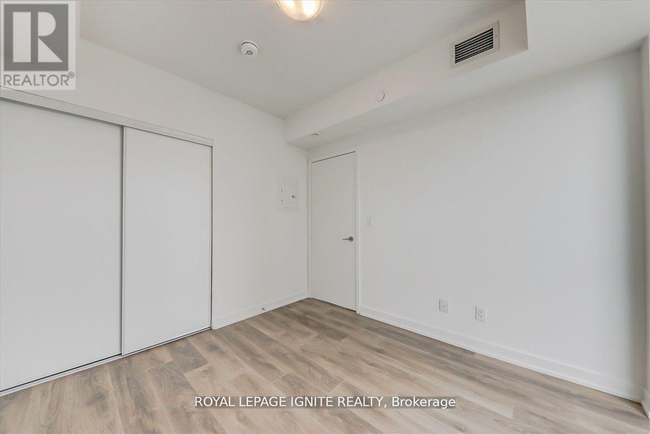 2002 - 2033 Kennedy Road, Toronto (agincourt South-malvern West), Ontario