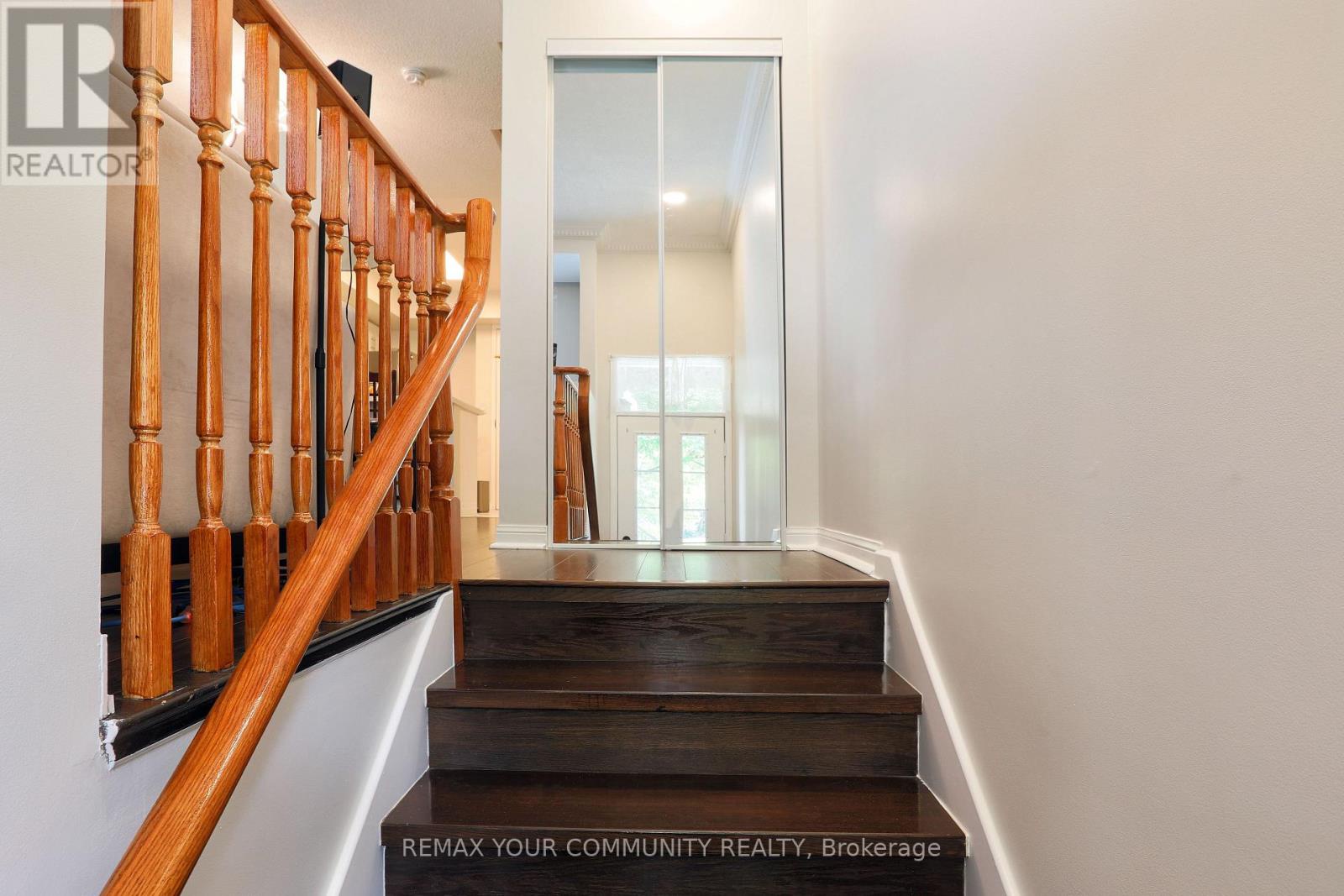 1213 - 28 Sommerset Way, Toronto (willowdale East), Ontario