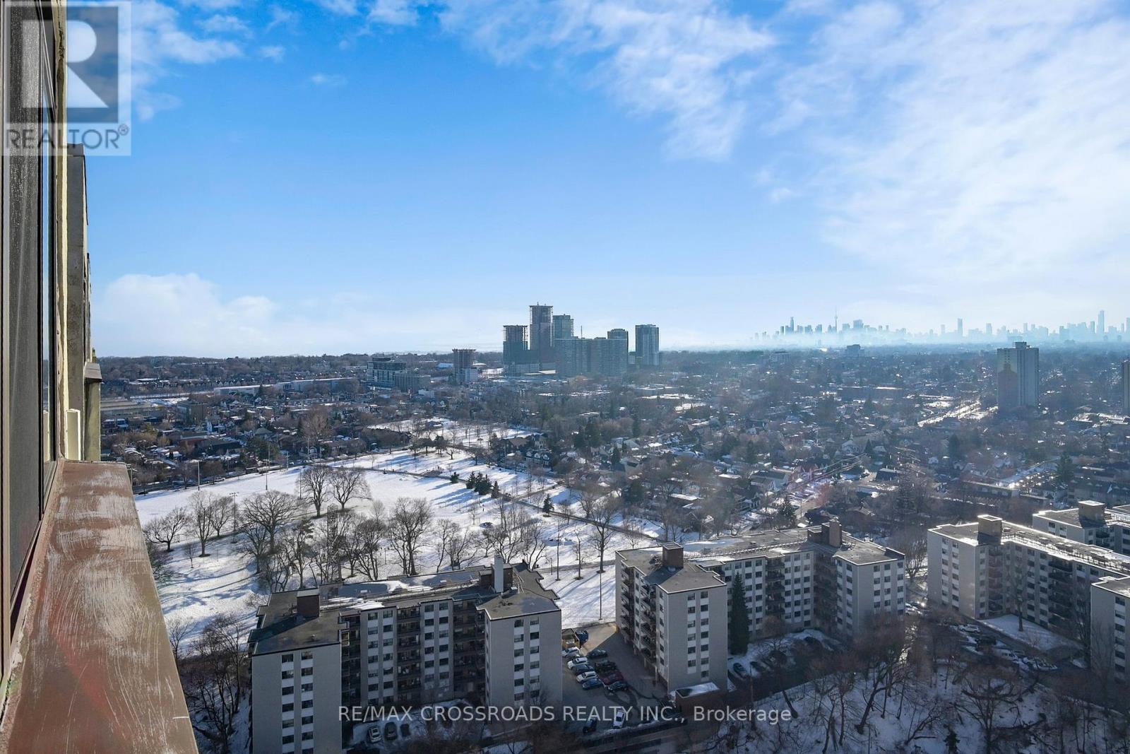 Ph18 - 5 Massey Square, Toronto (crescent Town), Ontario
