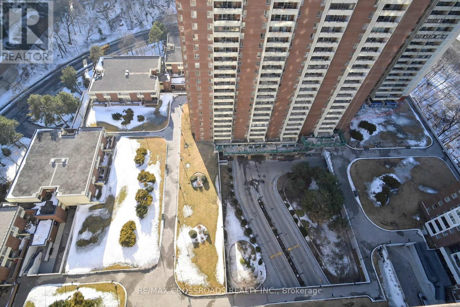 Ph18 - 5 Massey Square, Toronto (crescent Town), Ontario