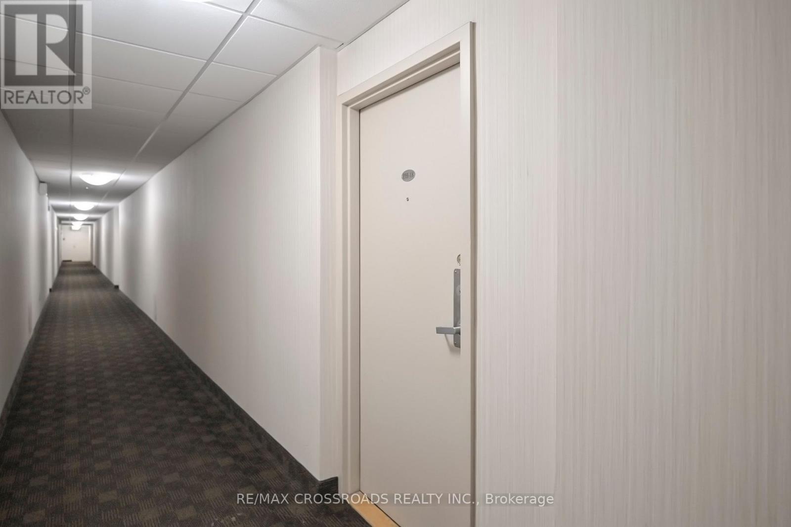 Ph18 - 5 Massey Square, Toronto (crescent Town), Ontario