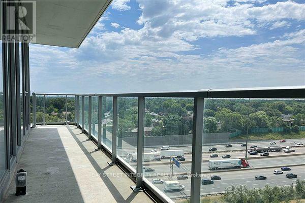 303 - 117 Mcmahon Drive, Toronto (bayview Village), Ontario