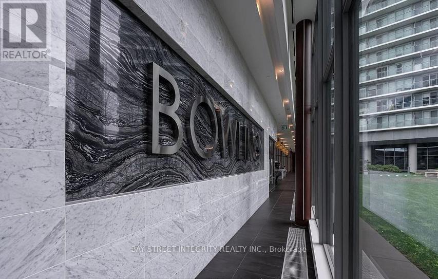 303 - 117 Mcmahon Drive, Toronto (bayview Village), Ontario