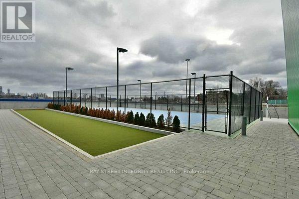 303 - 117 Mcmahon Drive, Toronto (bayview Village), Ontario