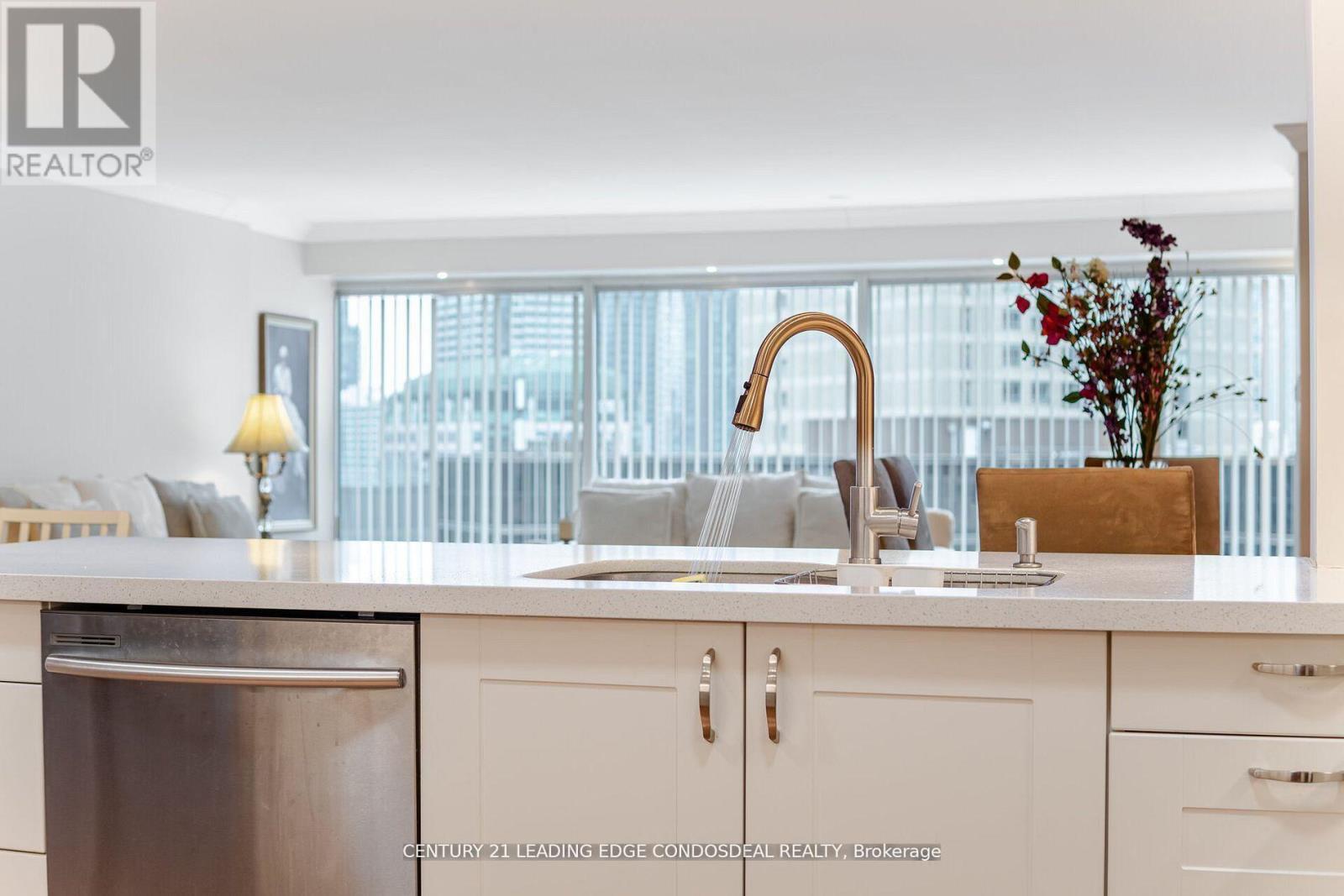 2106 - 33 University Avenue, Toronto (bay Street Corridor), Ontario