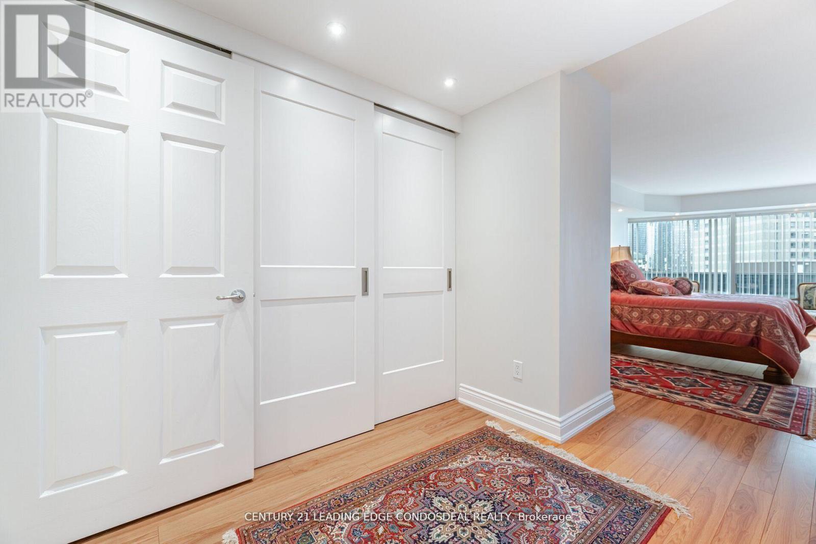 2106 - 33 University Avenue, Toronto (bay Street Corridor), Ontario