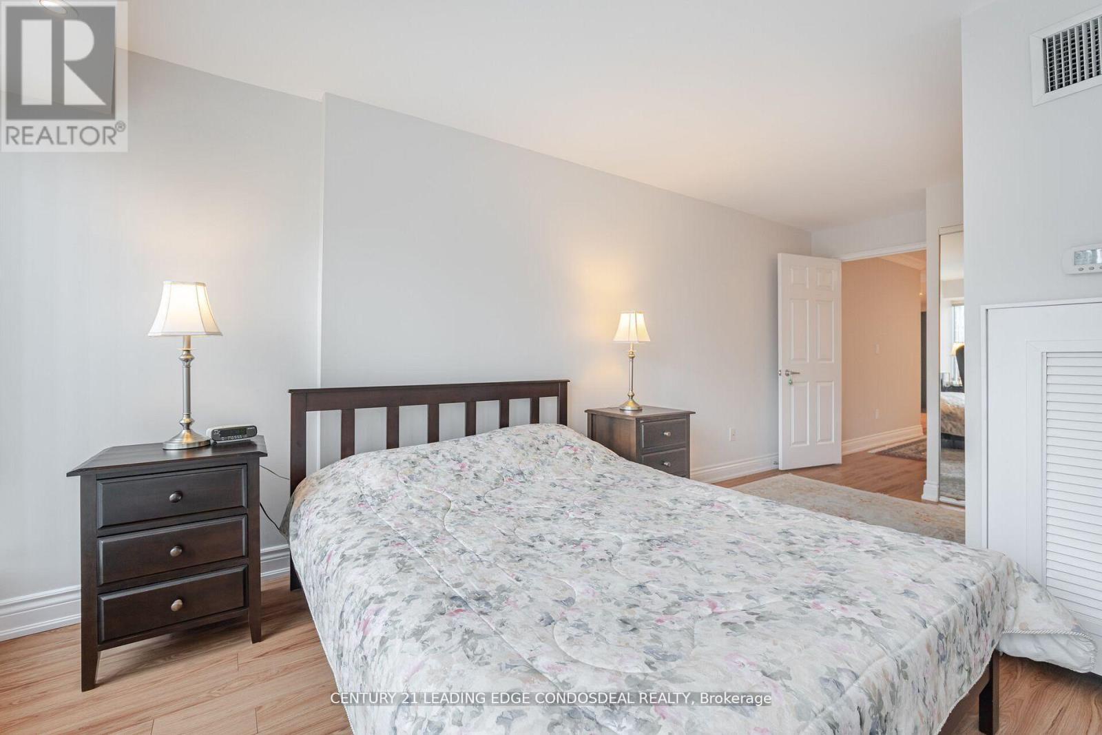 2106 - 33 University Avenue, Toronto (bay Street Corridor), Ontario