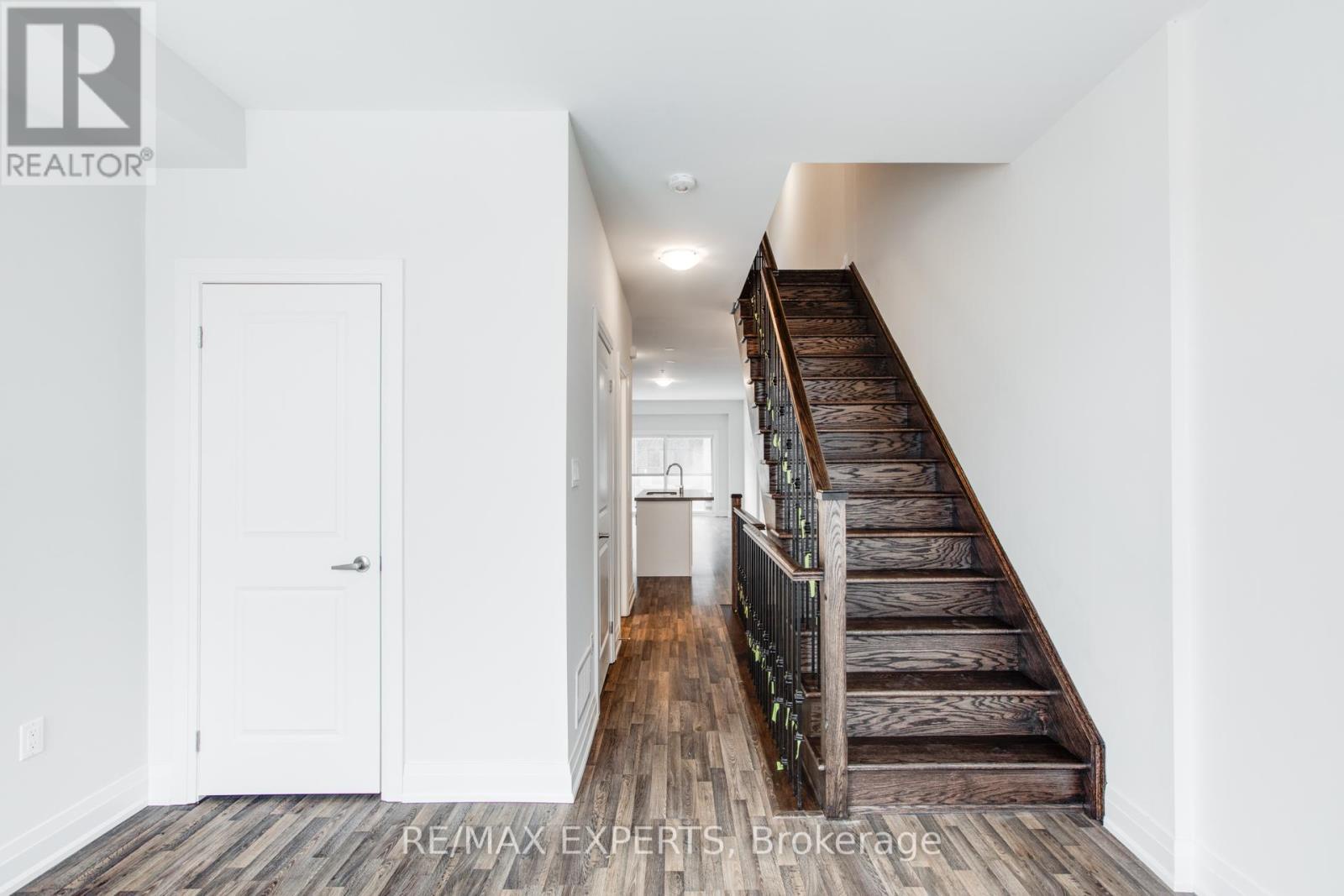 57 Creekbank Road, Toronto (rustic), Ontario