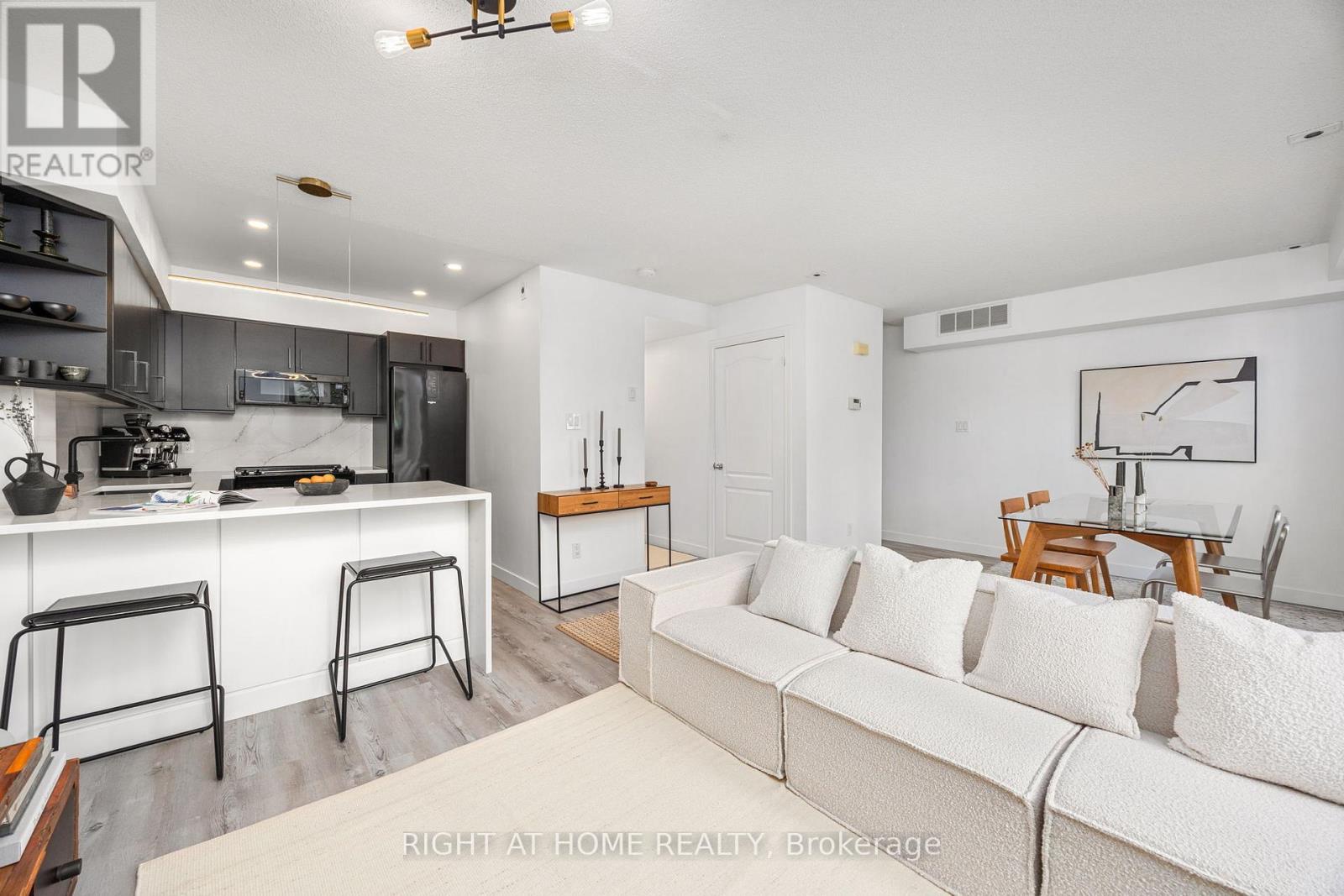 4304 - 43 Sudbury Street, Toronto (niagara), Ontario