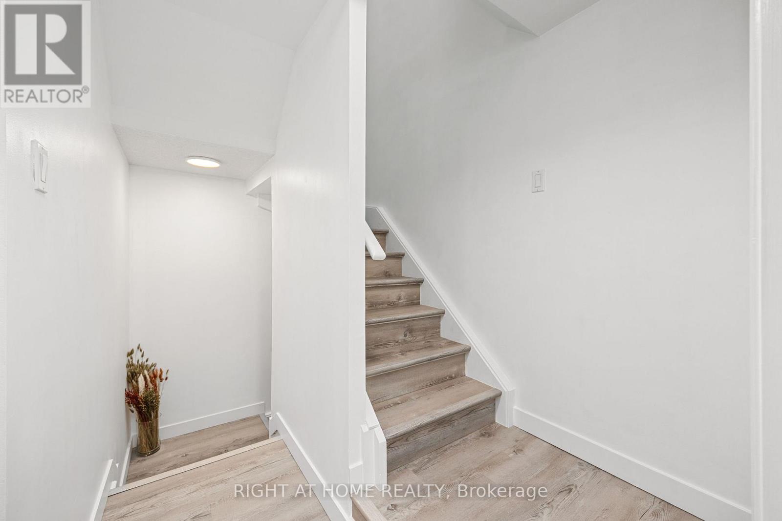 4304 - 43 Sudbury Street, Toronto (niagara), Ontario