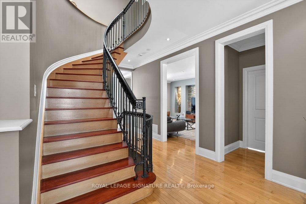 27 Cleta Drive, Toronto (kennedy Park), Ontario