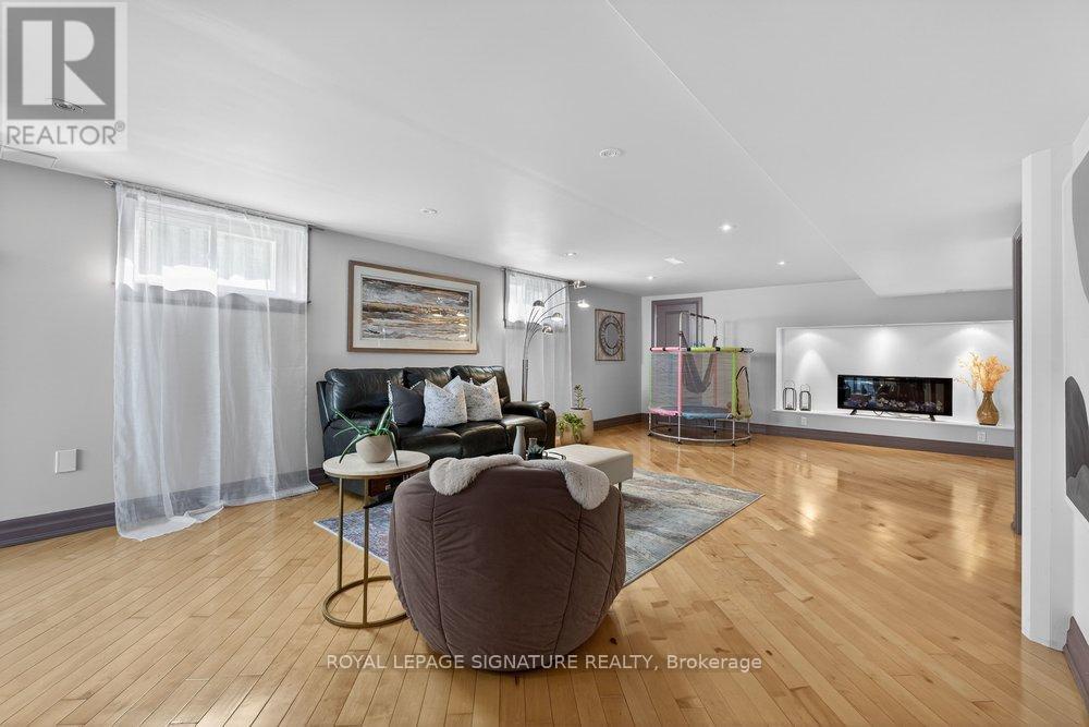 27 Cleta Drive, Toronto (kennedy Park), Ontario