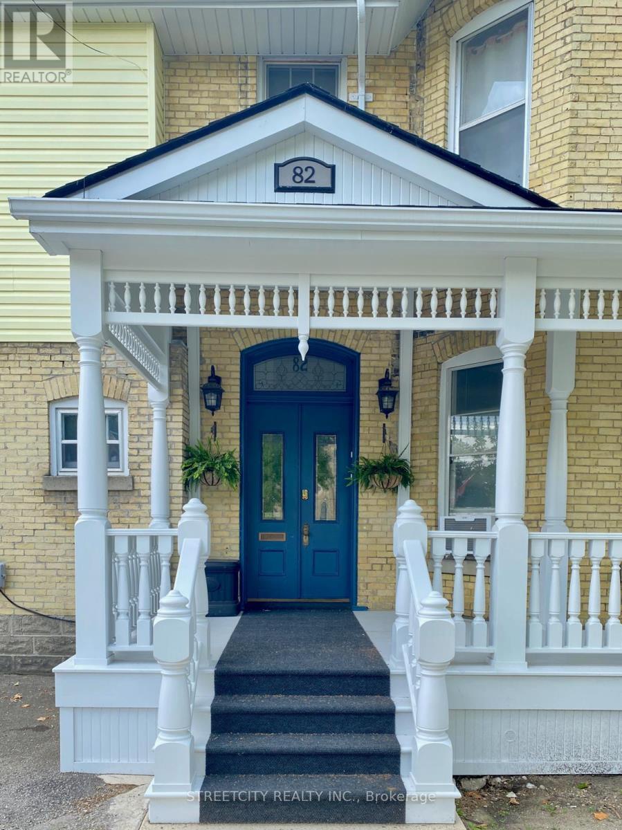 82 Wellington Street, St. Thomas, Ontario
