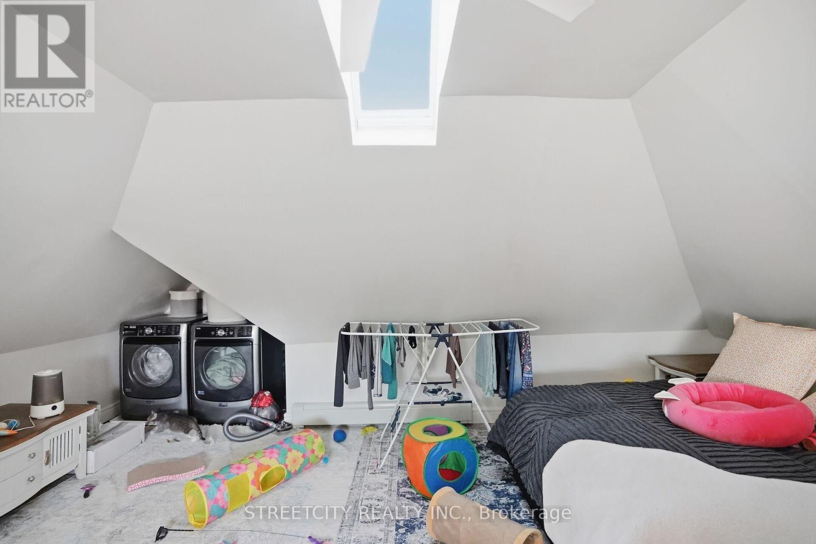 82 Wellington Street, St. Thomas, Ontario