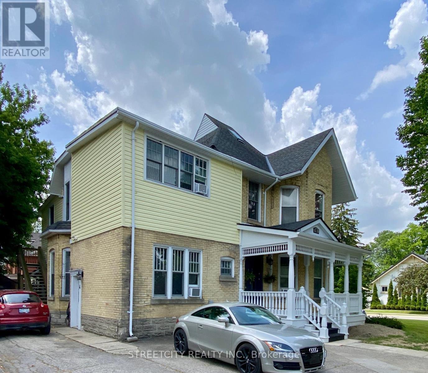 82 Wellington Street, St. Thomas, Ontario