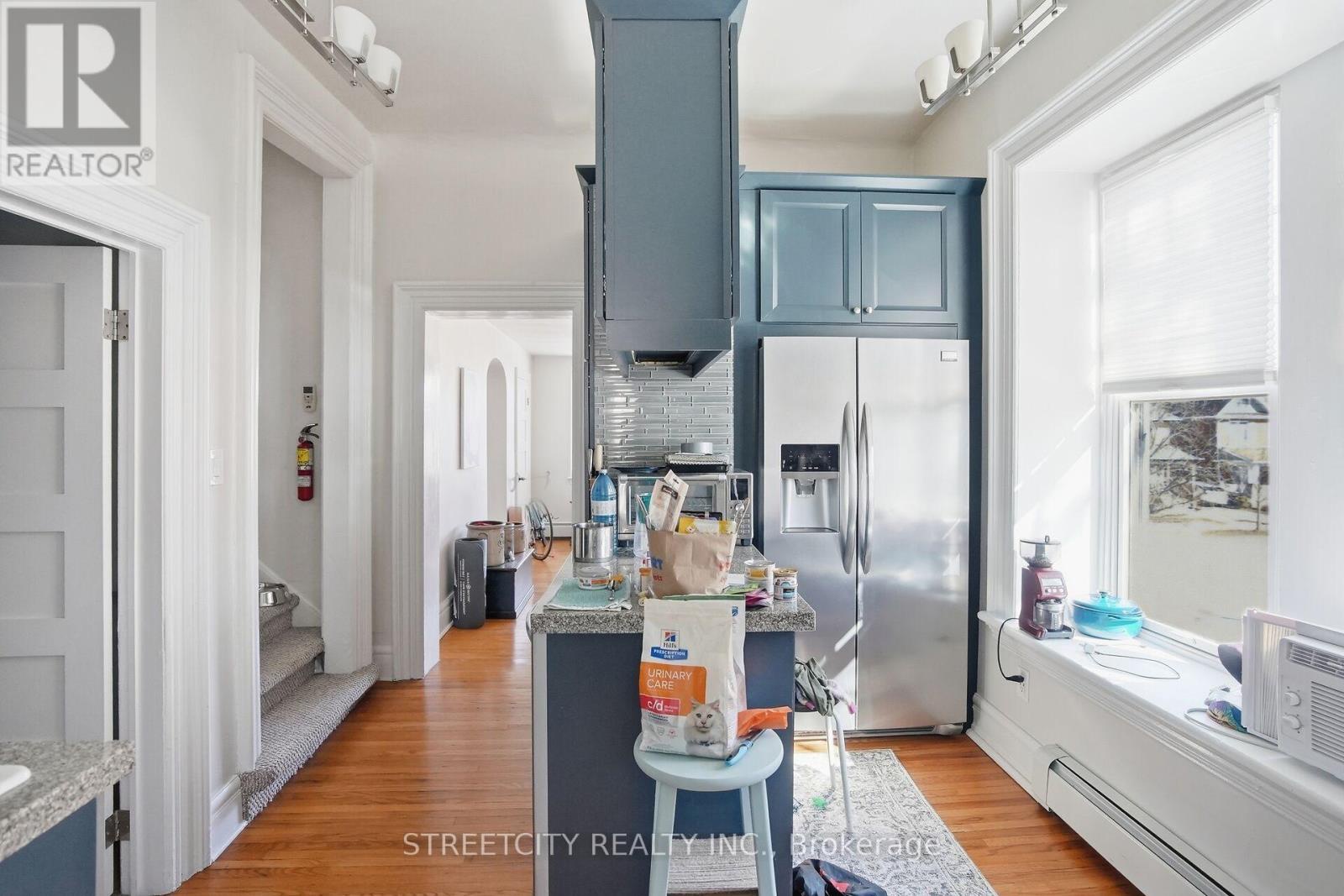 82 Wellington Street, St. Thomas, Ontario