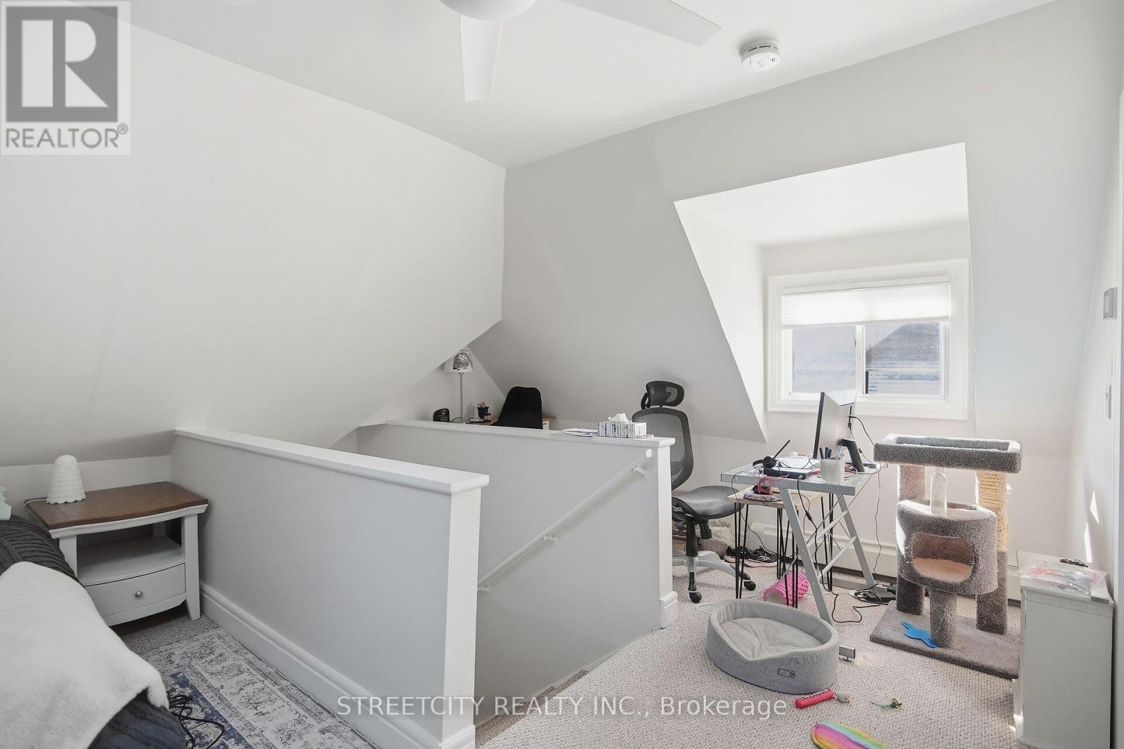 82 Wellington Street, St. Thomas, Ontario