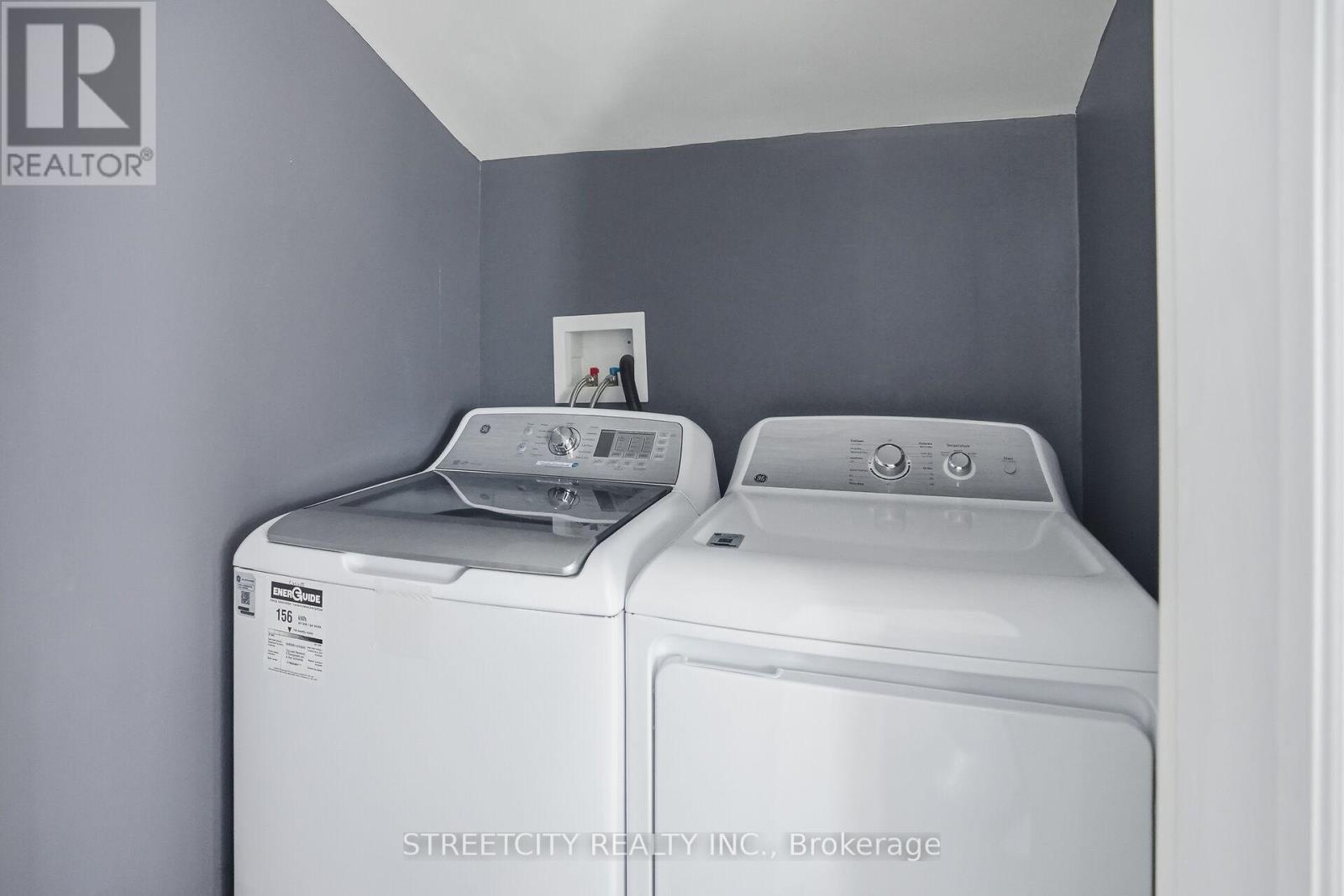 82 Wellington Street, St. Thomas, Ontario