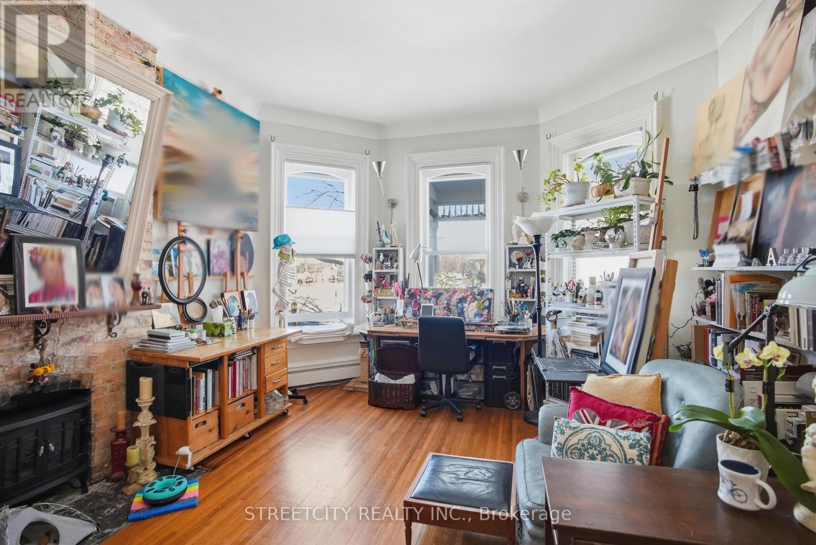 82 Wellington Street, St. Thomas, Ontario