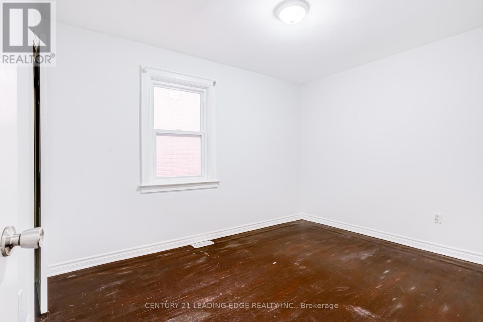 12 Innes Avenue, Toronto (corso Italia-davenport), Ontario