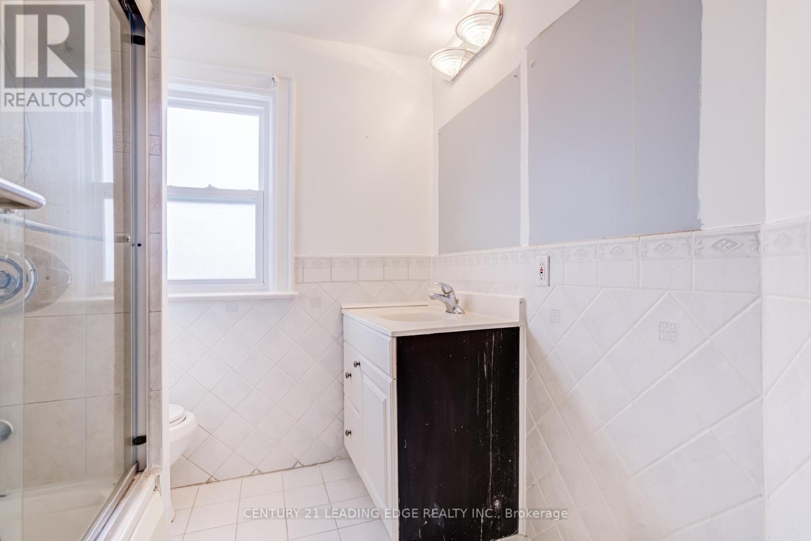 12 Innes Avenue, Toronto (corso Italia-davenport), Ontario